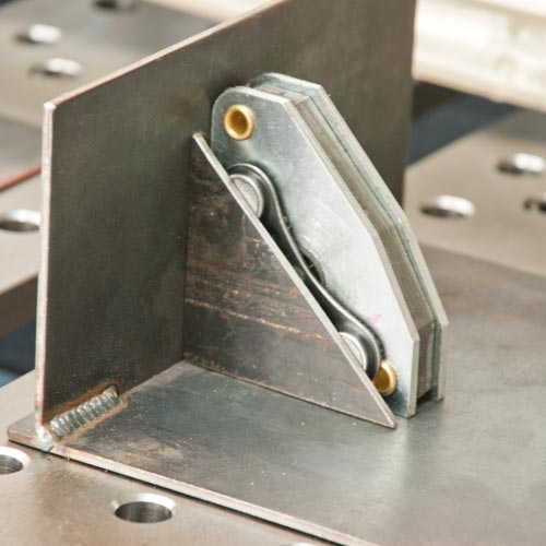 Strong Hand Tools – XYZ mágneses derékszög alkalmazása