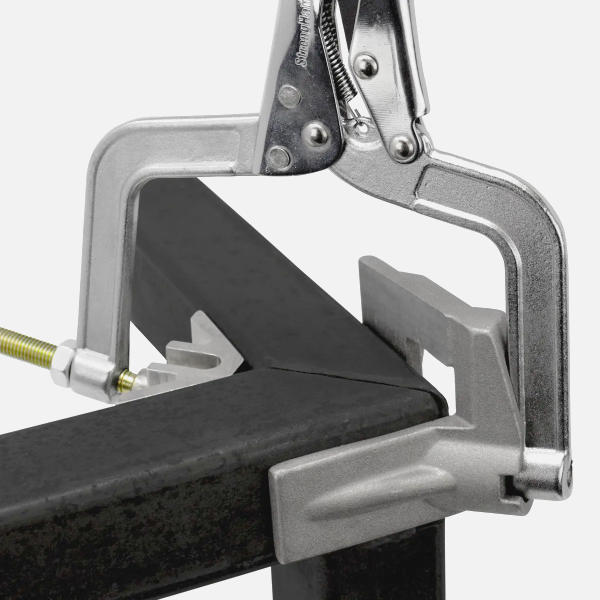 Strong Hand Tools – JointMaster PL sarokrögzítő fogó alkalmazása